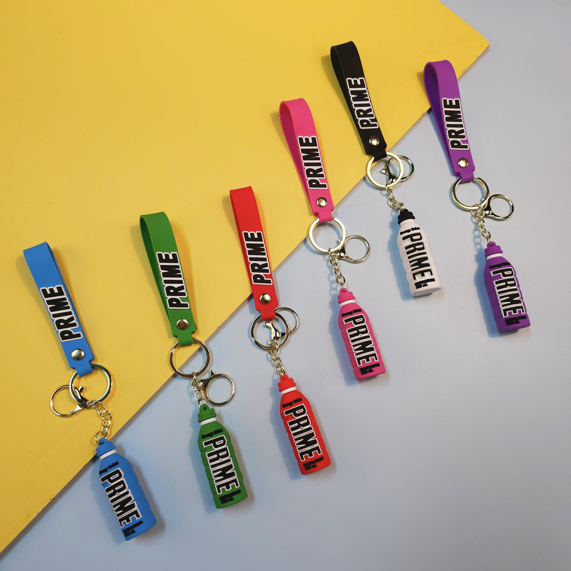 新瓶子prime drink酒瓶挂件钥匙扣盲盒地推学生包包配件公仔批发详情7