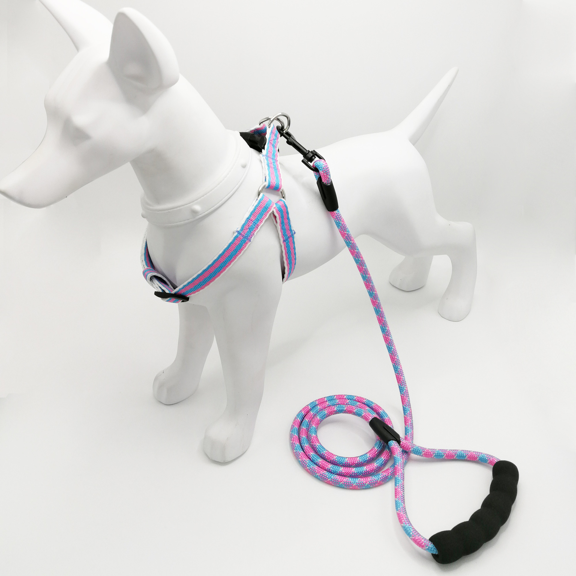 宠物狗狗牵引绳可调节胸背带项圈防爆冲狗绳批发小型犬中型犬狗链详情7