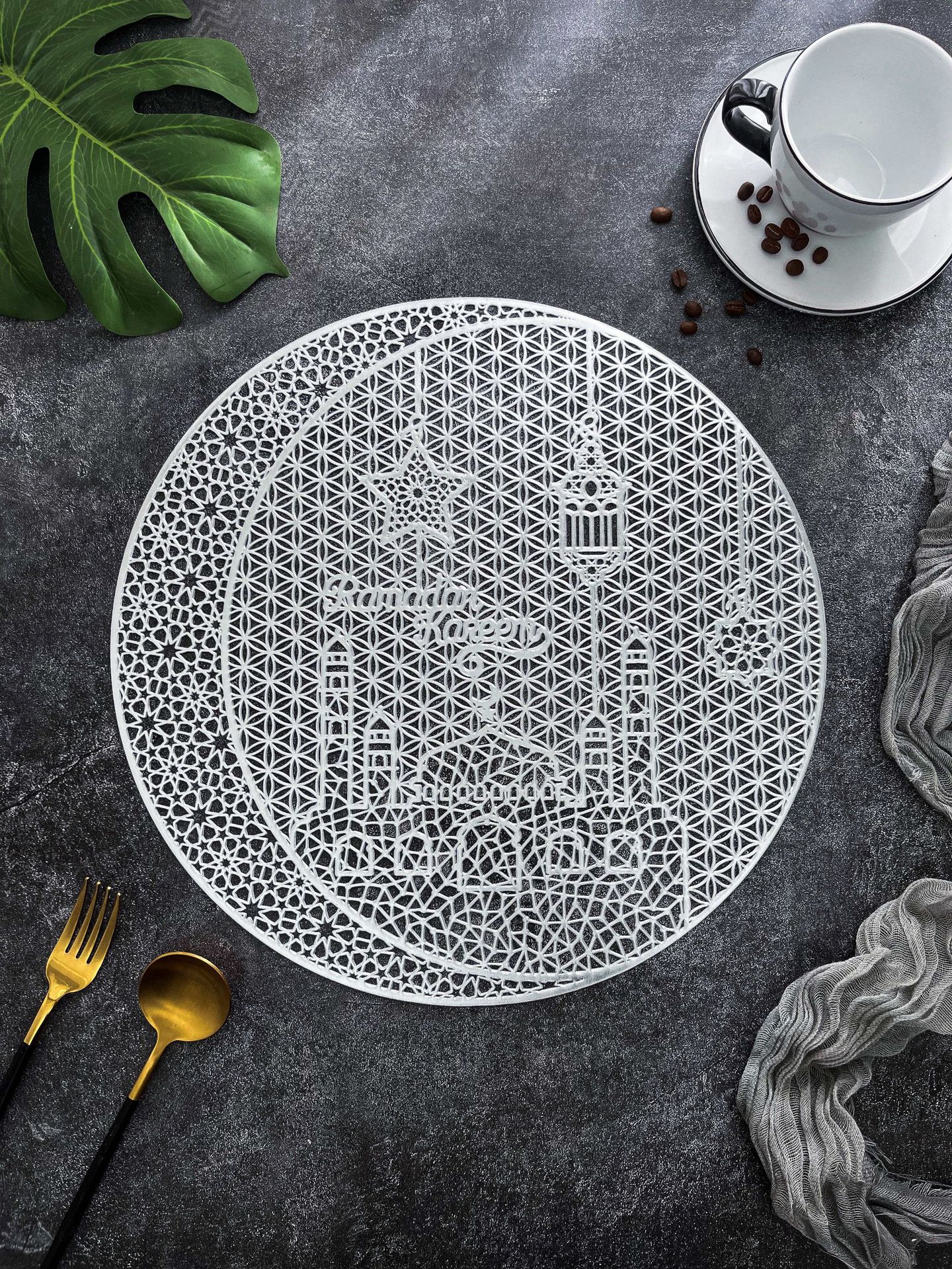 镂空pvc圆形西餐垫 家用餐桌装饰餐垫防烫隔热垫防滑餐具垫餐桌垫详情13