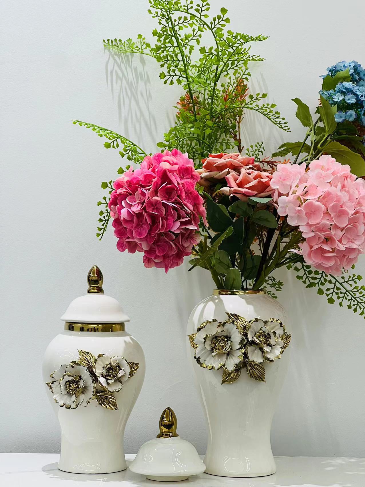 New ceramic electroplated decal golden general jar, European-style flower arrangement vase, handicraft display item, decorative storage jar pic 4