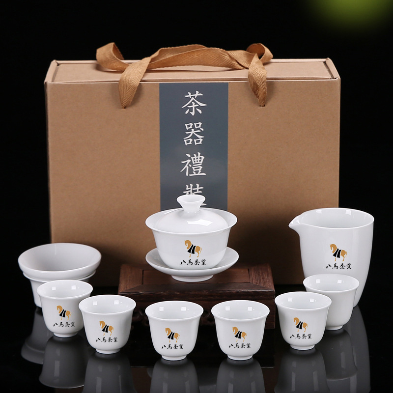 Factory direct sales of Kung Fu tea sets, including ceramic tea cups, white porcelain complete sets, blue and white tea cups, covered bowls, and tea sets. Logos can be made pic 2