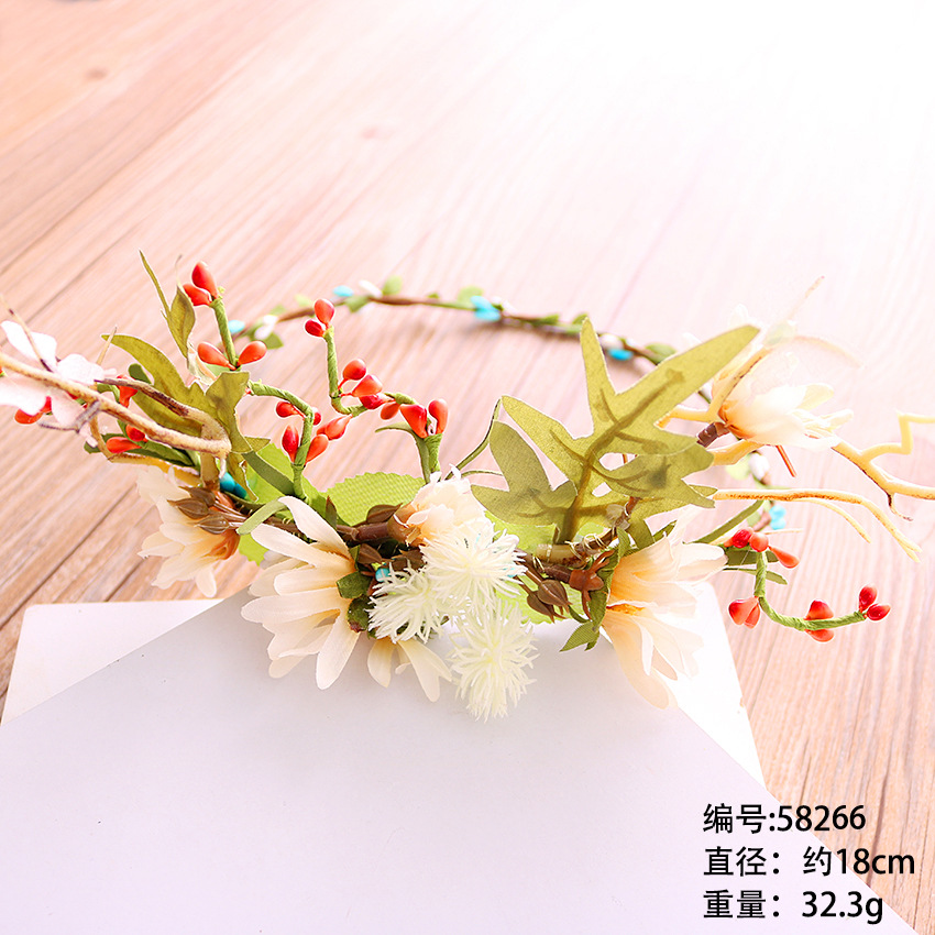 2018 Korean-style forest-themed bridal headwear and hair accessories, artificial flowers, antler garlands, studio wedding photography headwear and headwear pic 3