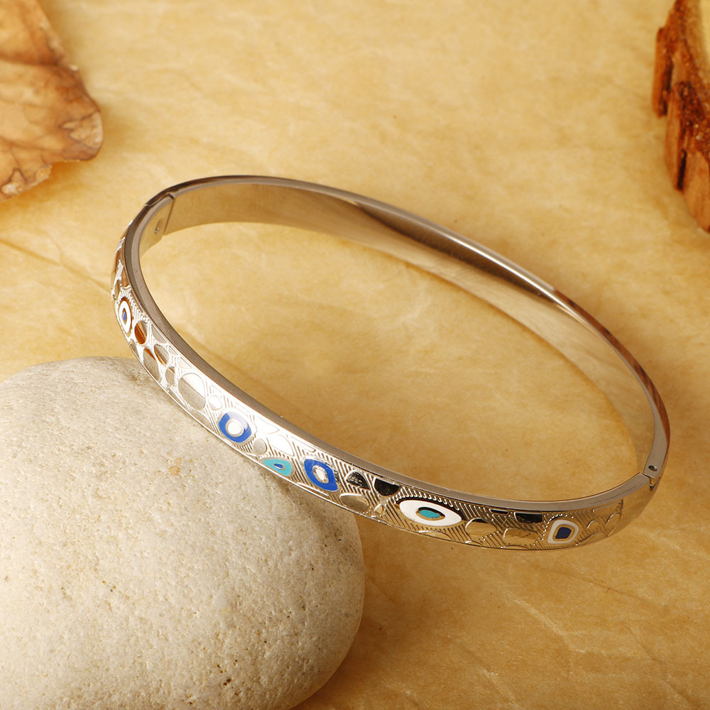 欧美跨境ins恶魔之眼网红卡家钛钢手镯女简约时尚气质18K金手环详情20