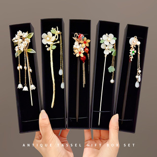 French elegant headwear for autumn and winter, including plush updo hair clips, large shark clips, hair clips and high-end hairpins wholesale pic 13