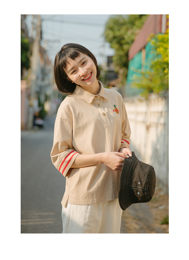 Summer's new retro POLO collar five-sleeved light and fresh T-shirt for female students, loose embroidered color-blocking mid-sleeved top pic 13