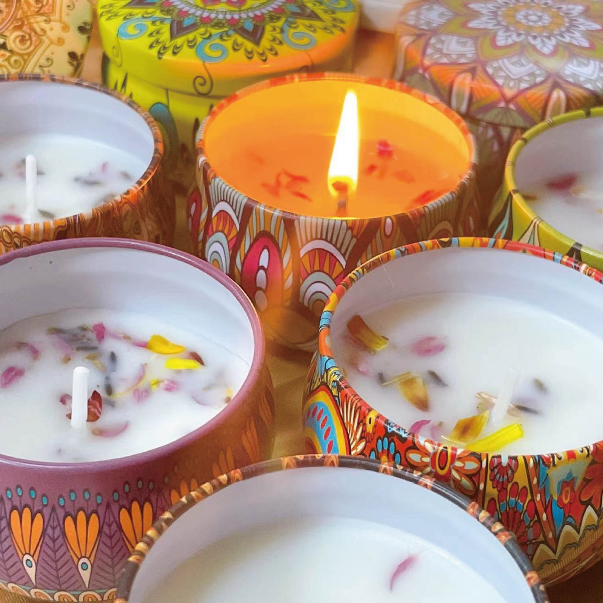 In-stock tin can dried flower scented candles, soy wax, plant essential oil creative romantic wedding gift scented candles pic 3