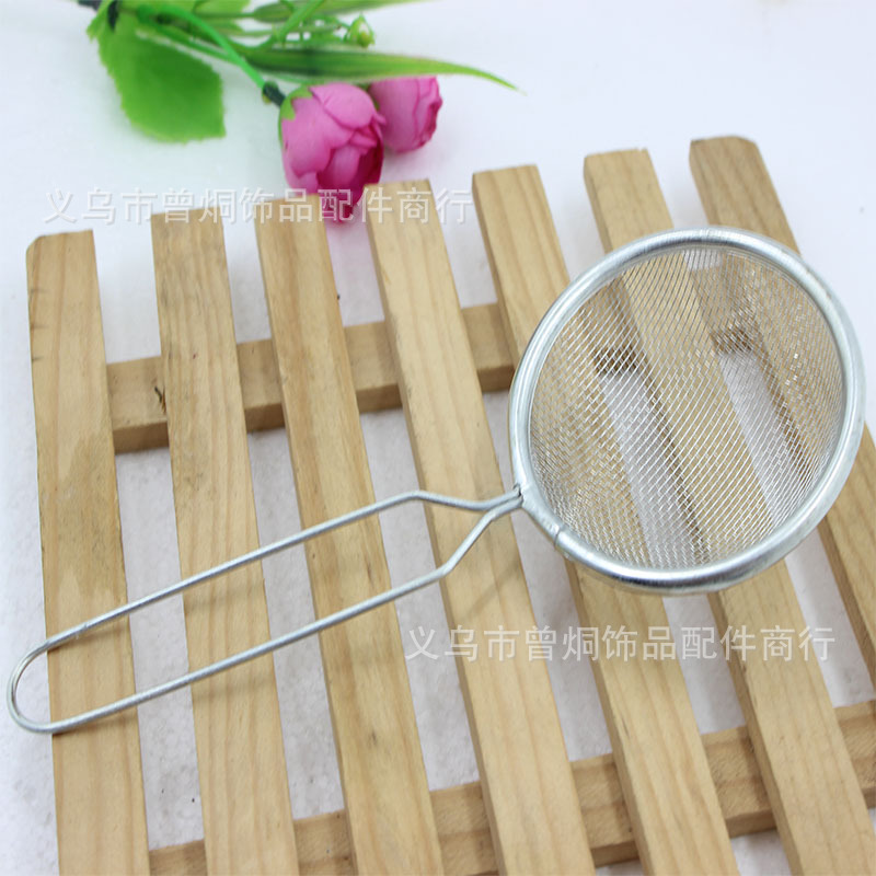 The manufacturer supplies 1-yuan oil net No. 8 electroplating oil drain spoons, soy milk filter spoons, 1-yuan stores, daily necessities, street stalls, street stalls pic 6