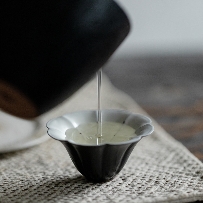 梵汝 日式郎红手工粉引落栀花边口品茗杯功夫茶具个人茶杯闻香杯详情5