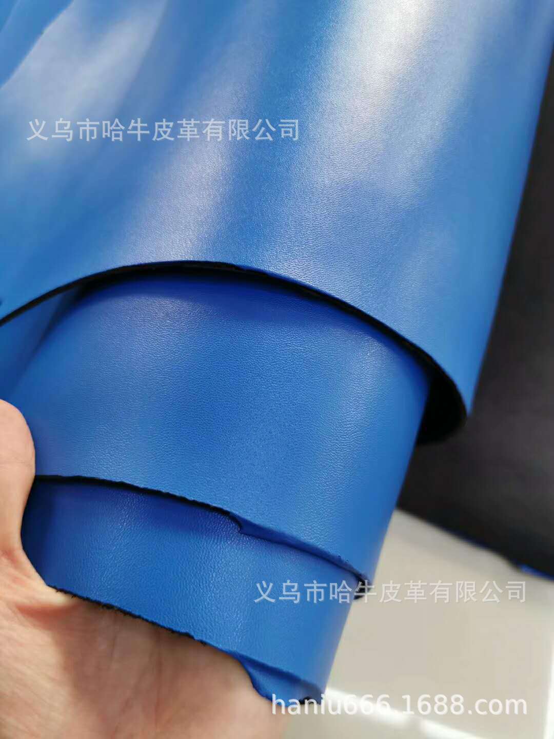 Hainiu genuine leather two-layer custom-made model with a thickness of 2.5, available in various colors such as blue and wine red. Samples can be provided for customization pic 3