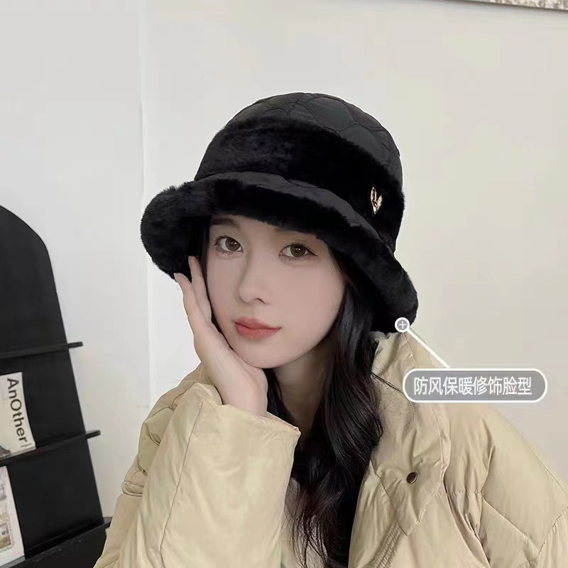 冬天可爱小熊毛绒针织帽加绒护耳帽子女保暖防寒毛绒帽带毛球新款详情2