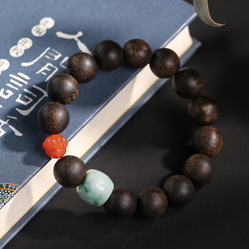 天然文莱沉香手串单圈搭辣绿翡翠路路通南红玛瑙佛头男士霸气手链详情3