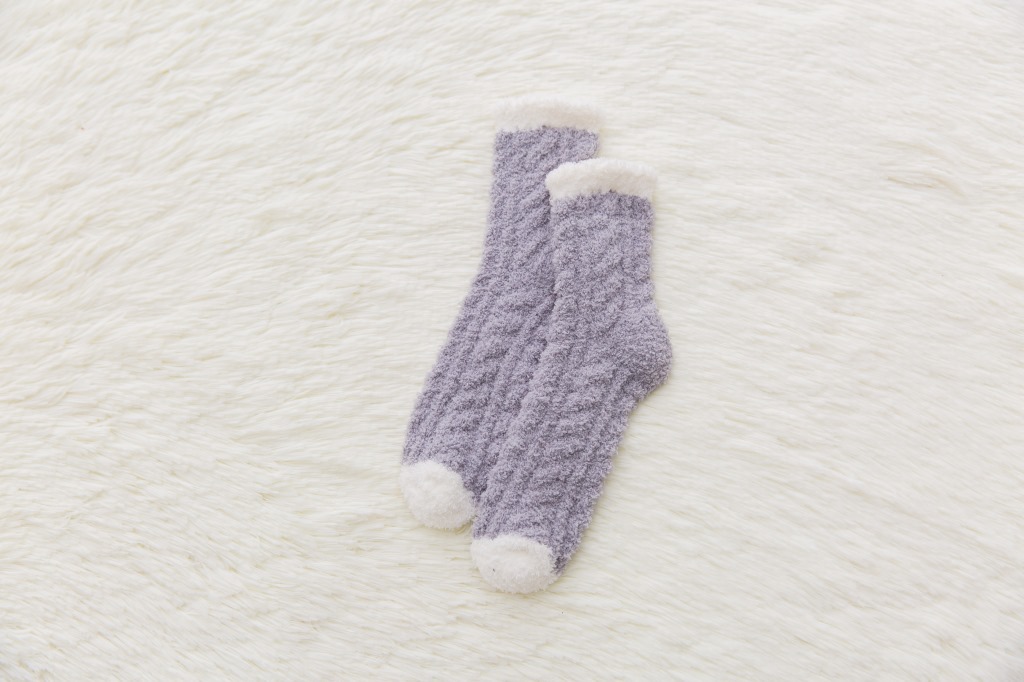 珊瑚绒女袜子批发 韩版家居珊瑚绒加绒加厚保暖中筒地板袜详情15