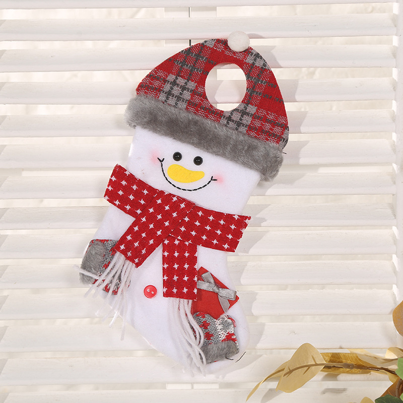 New medium-sized Christmas socks, Christmas cartoon decorative socks, gift bags, candy bags, socks, Christmas gift bags and pendants pic 9