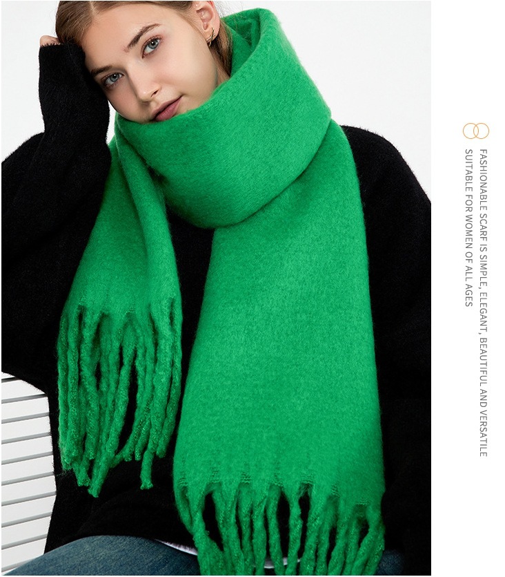 The 2024 new style scarf features solid mohair and winter macarons with thick tassels, providing warmth for ladies in autumn, winter and Christmas pic 10