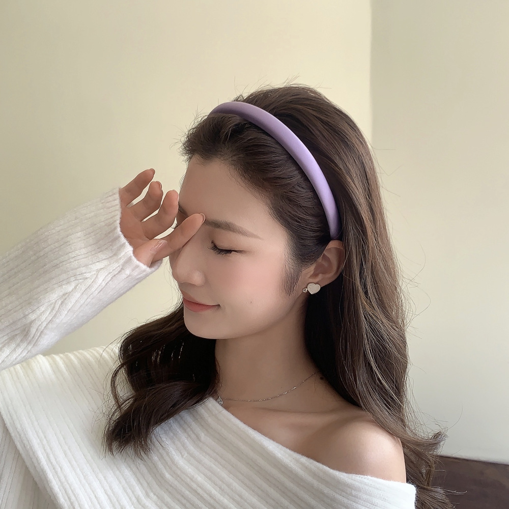 A light luxury and high-end satin fine-edge sponge hairband for women, a solid color high headband for the top of the head, a new trendy style in 2023 pic 20