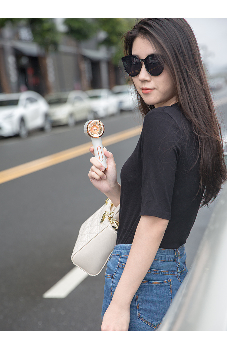 夏季新品吹风筒风扇 USB充电便携手拿小形电风扇 户外口袋小风扇详情10