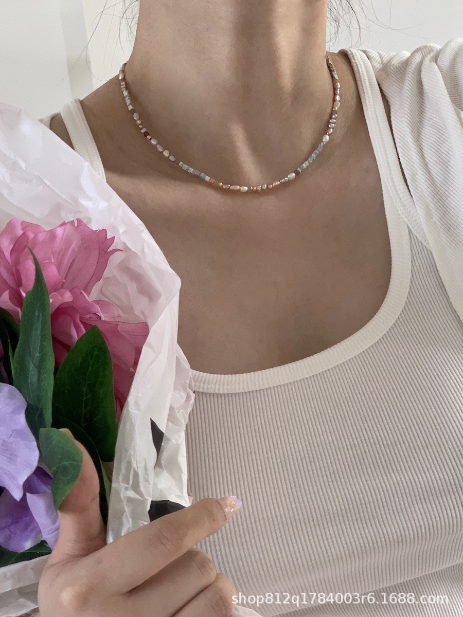 Dreamy pinkish-purple aurora silver pearl necklace, mini irregular Baroque-style light luxury necklace, niche pic 5