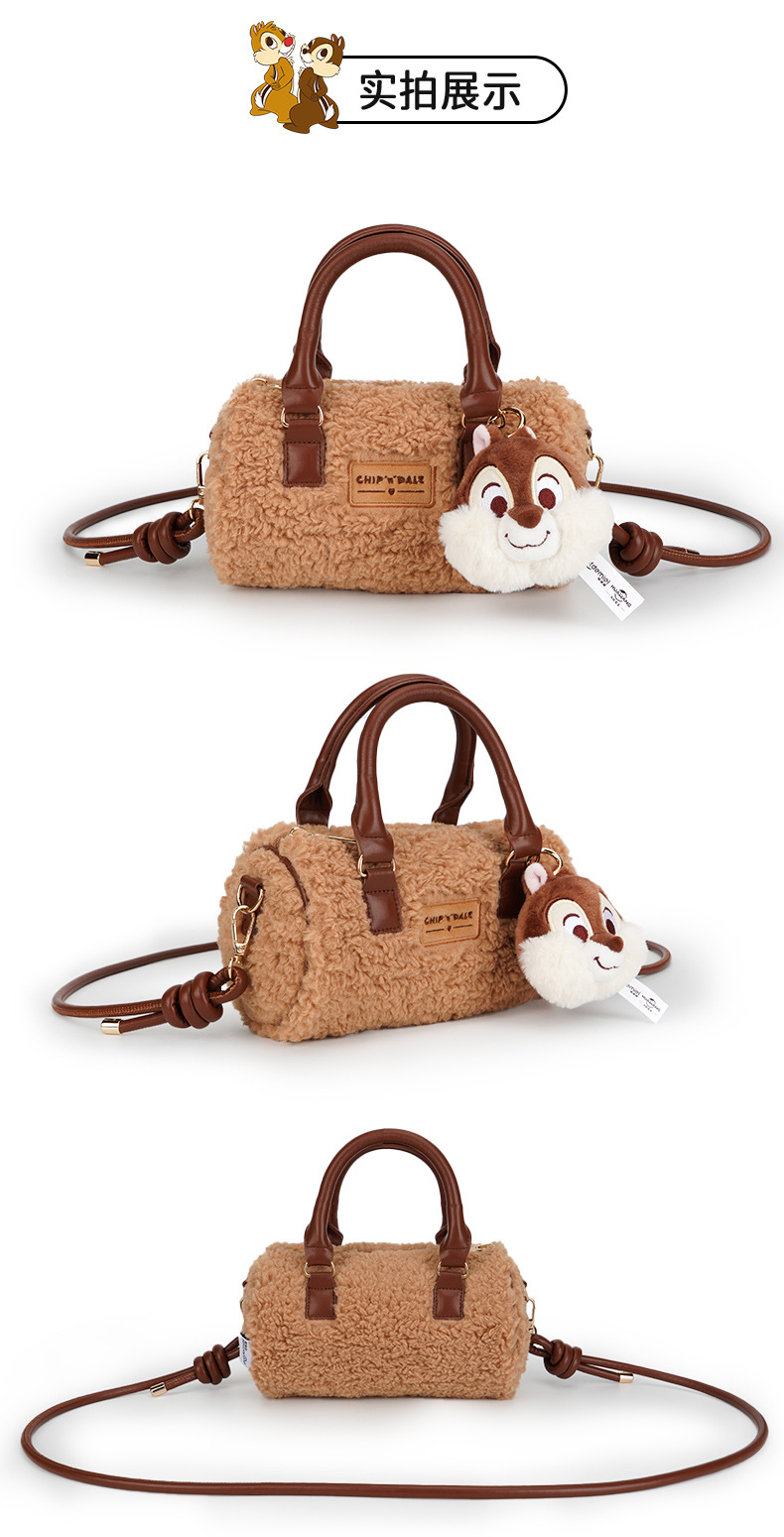 This genuine Disney cute strawberry bear plush pillow single-shoulder bag can be carried diagonally and is a fashionable gift for commuting girls pic 6