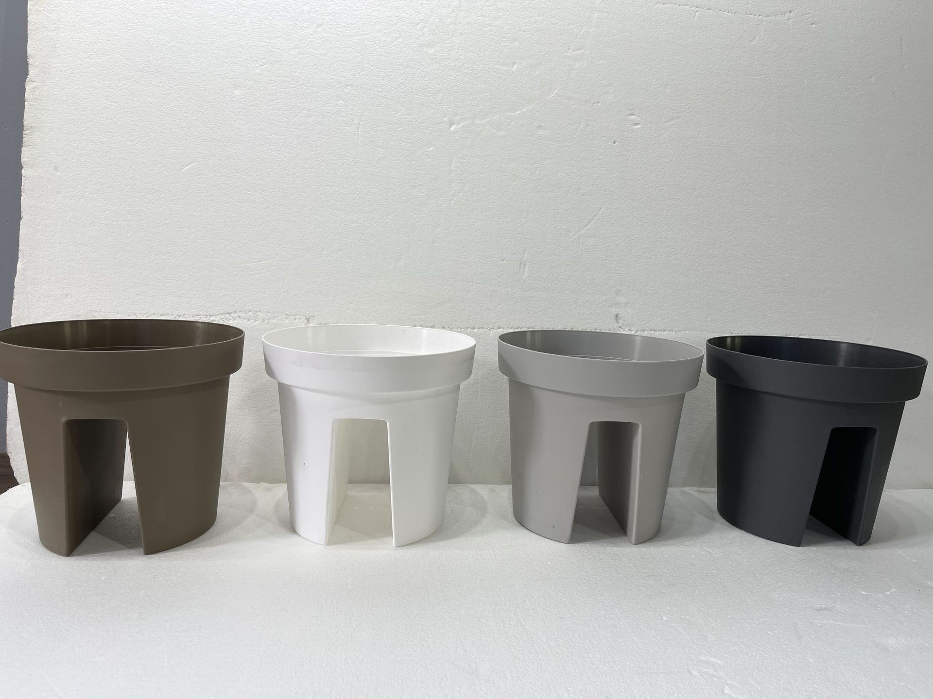 阳台栏杆塑料花盆办公室居家盆栽种菜骑栏盆创意现代详情4