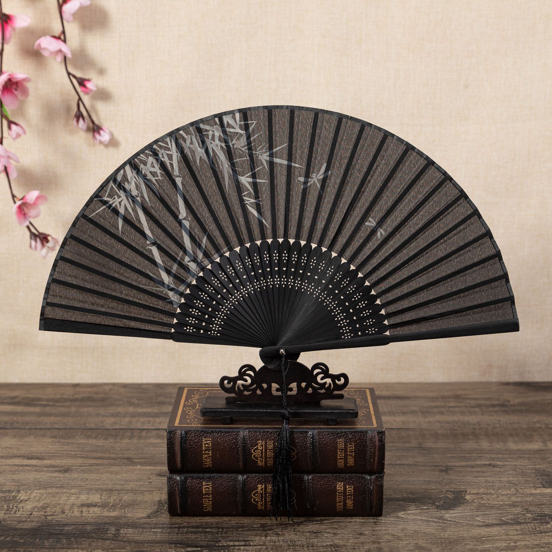 复古精品折扇  真丝扇子丝绸礼品折扇 高档古风舞蹈旗袍折扇批发详情4