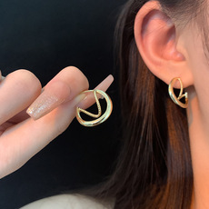 不对称绿色花瓣耳环高级感百搭复古珍珠耳坠女925银针耳饰品批发详情7