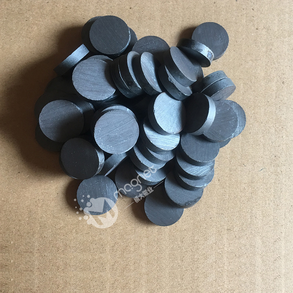 D45*3 manufacturer wholesale special-shaped black round magnet ferrite magnetic material round magnet manufacturer pic 8