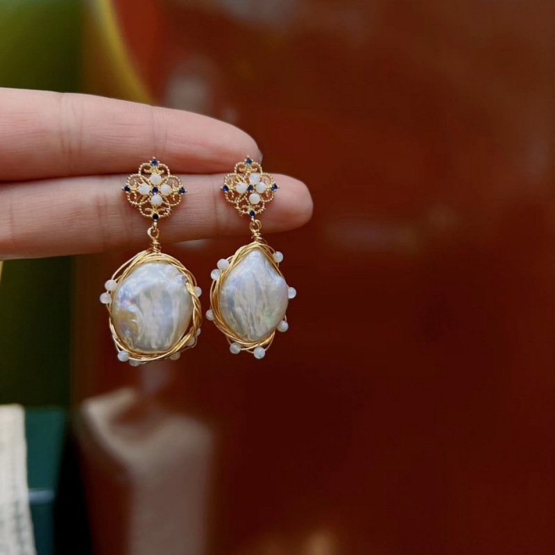 Starry Night Dreamcatcher pearl stud earrings, retro Baroque natural freshwater pearl earrings, light luxury and elegant earrings, long and elegant for women pic 1