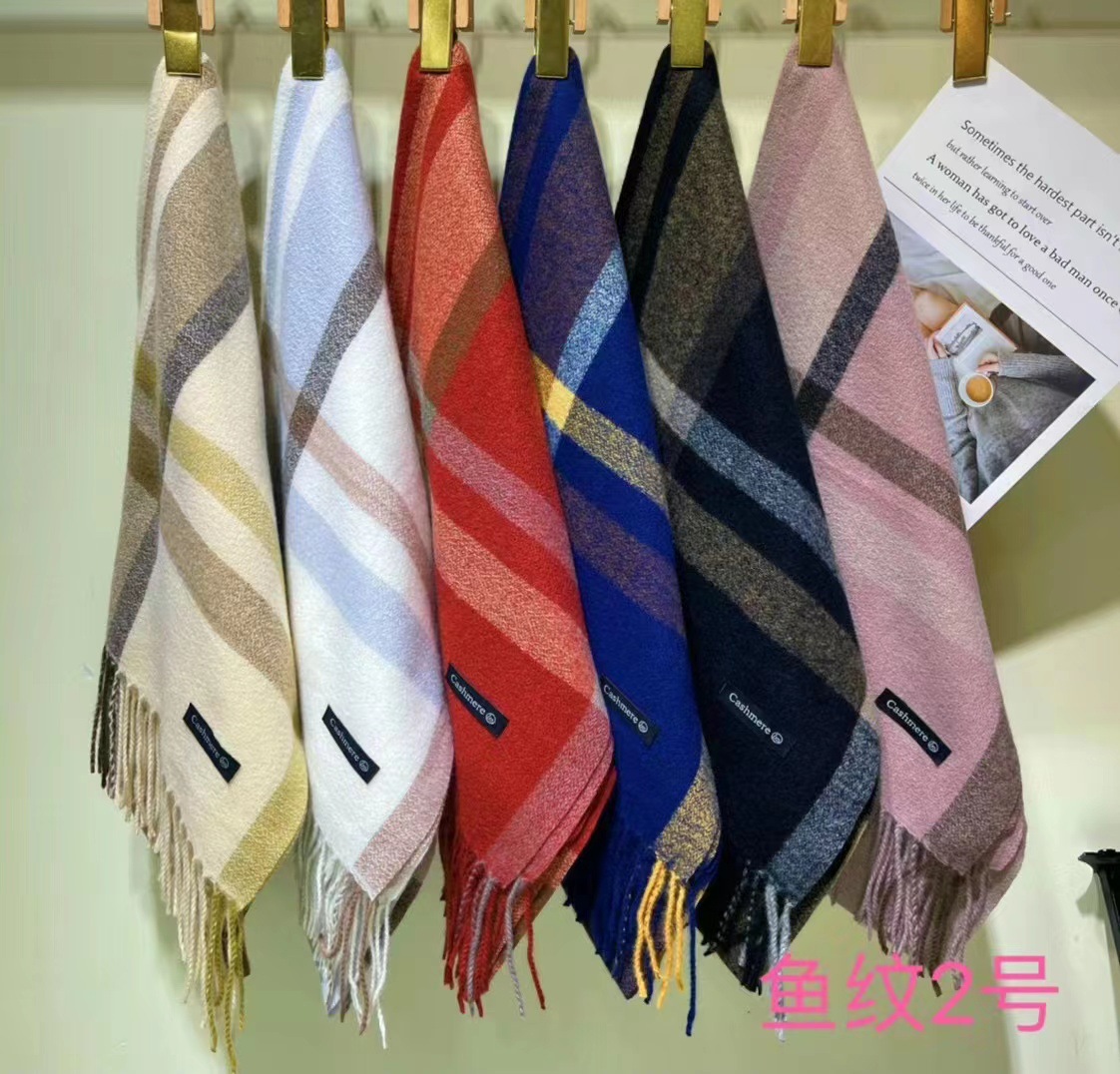 2023韩版长款格子围巾女冬季新款时尚保暖加厚仿羊绒流苏披肩外贸详情24