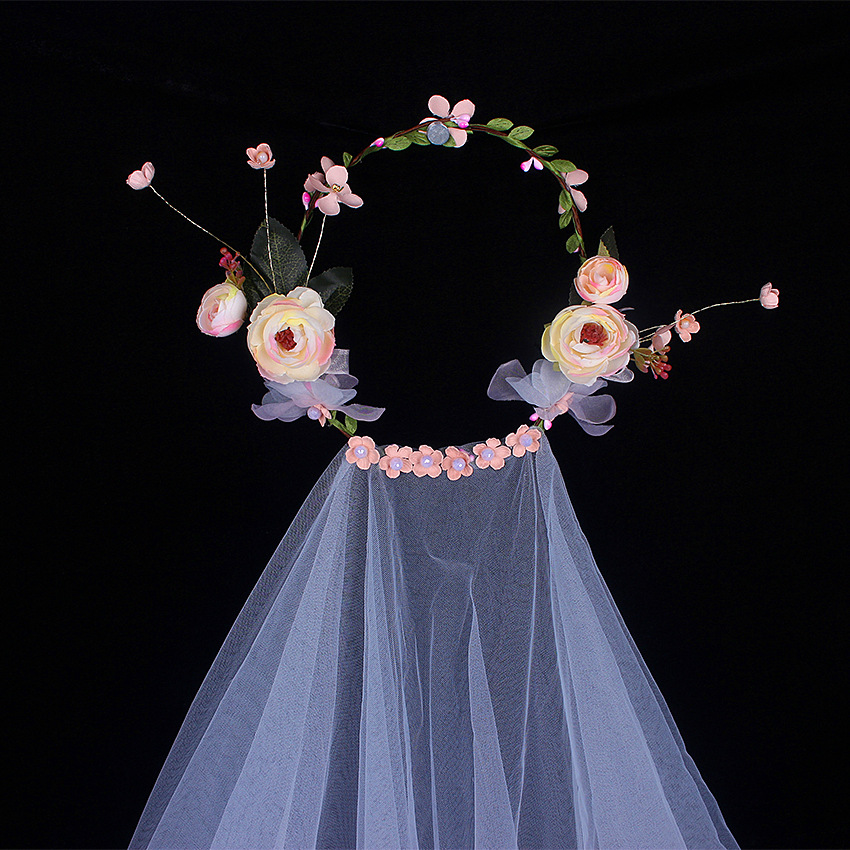 Xinyun Factory Direct sales Bride wedding Fairy veil, forest-style snow tooth small leather flower veil, new flower wreath veil for women pic 8