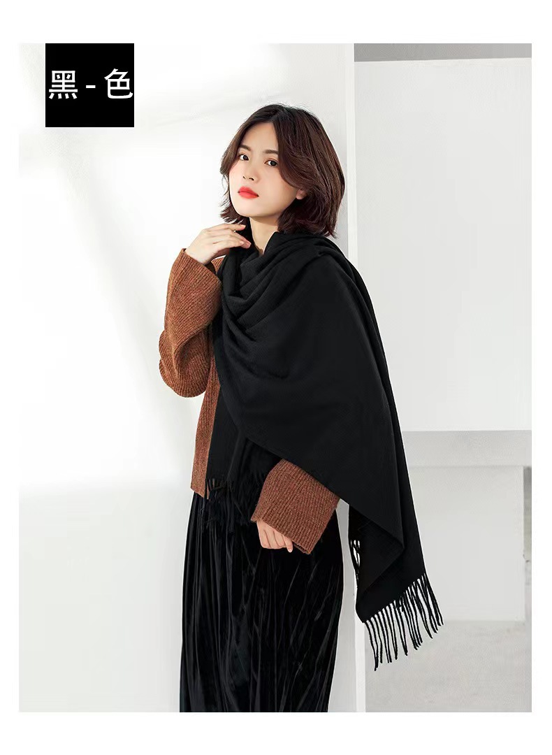 2023 Red Scarf Annual Conference - Wholesale of Chinese red faux cashmere Monochrome scarves, warm Korean-style fringed scarves, versatile pic 22