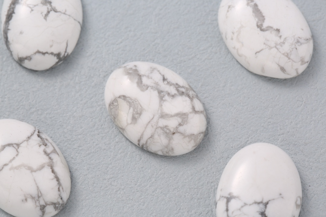 跨境直销热卖天然白松蛋形戒面半宝石欧美时尚水晶裸石批发配件详情3