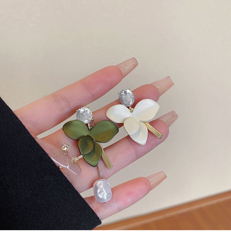 不对称绿色花瓣耳环高级感百搭复古珍珠耳坠女925银针耳饰品批发详情16