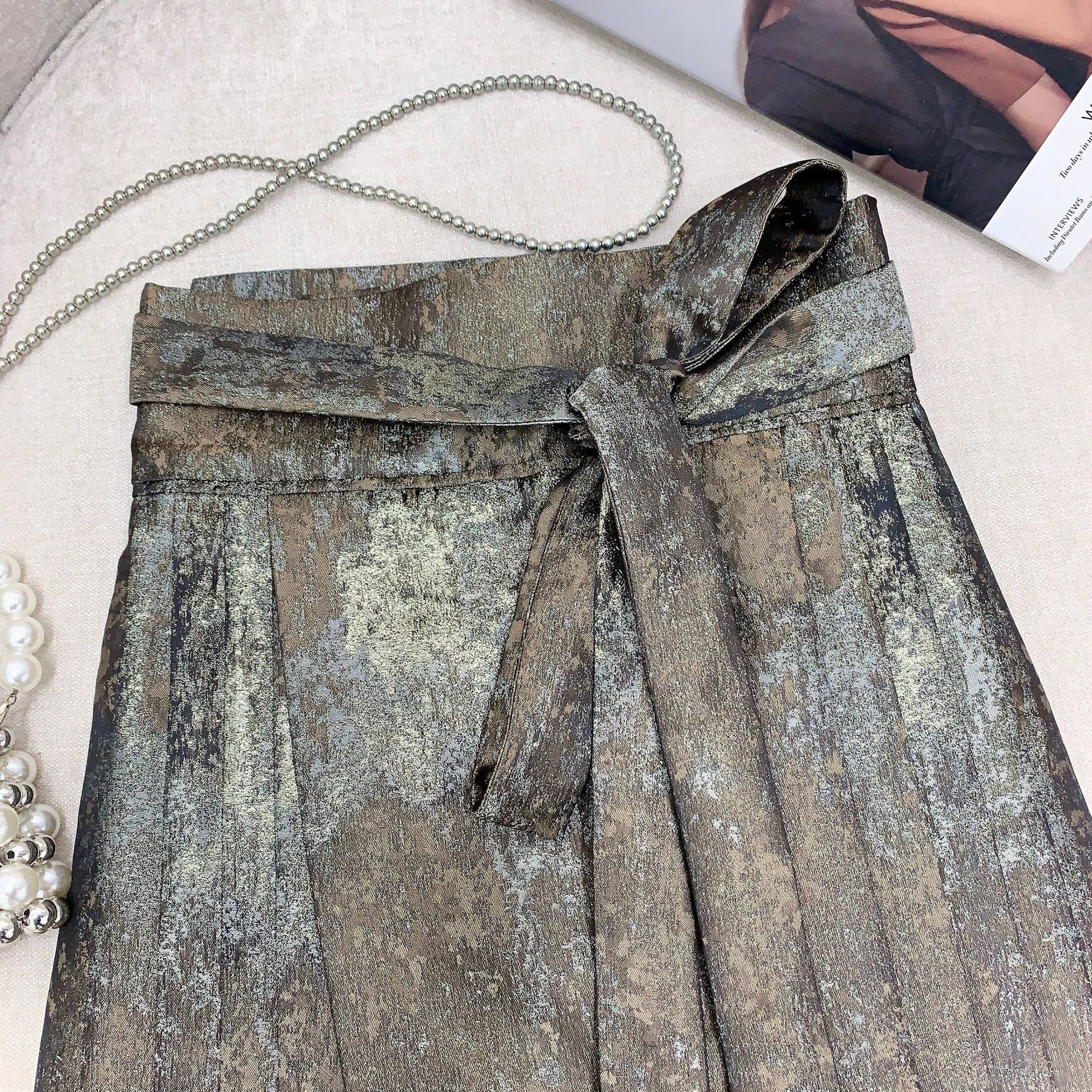 In-stock [Drunken Qiongfang] New Chinese-style gilded horse Face dress for Autumn and Winter, retro high-waisted half-body style pic 27