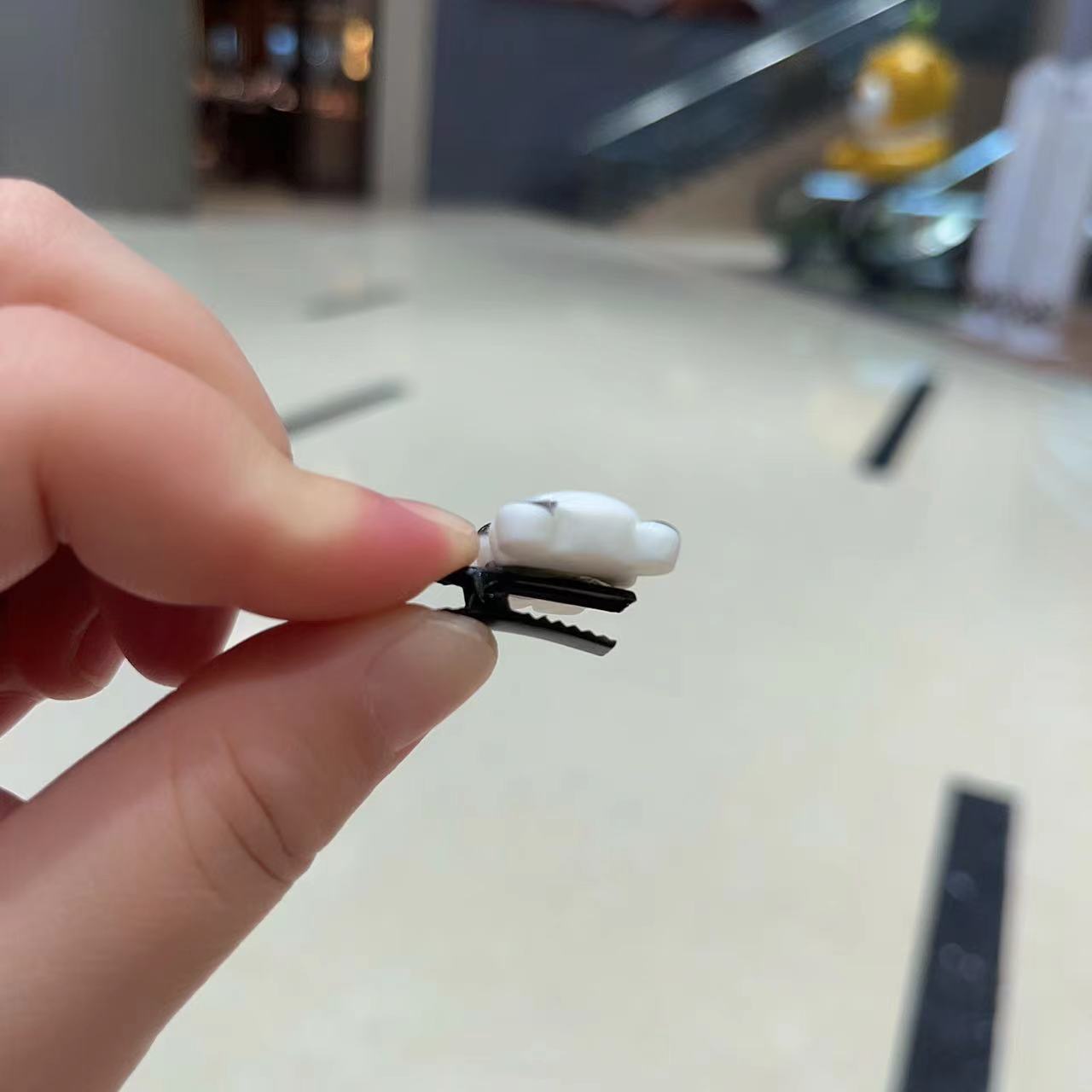 卡通可爱熊猫发绳新款亮面抱竹子熊猫发夹儿童鸭嘴夹发卡头饰批发详情10