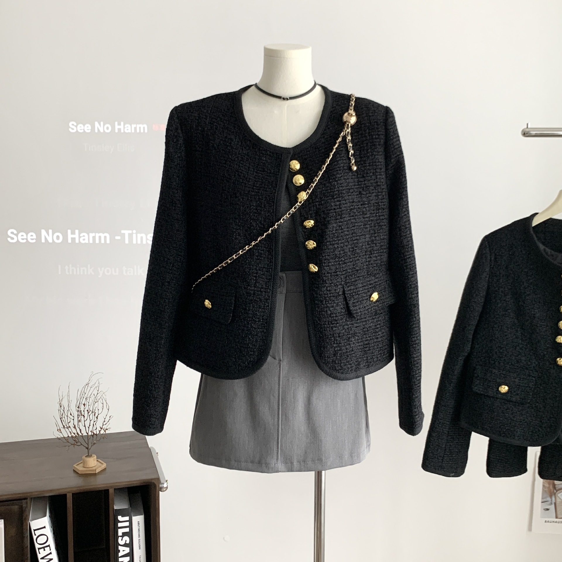 同款~黑色小香风短外套女23秋冬新款粗花呢六扣双口袋详情38