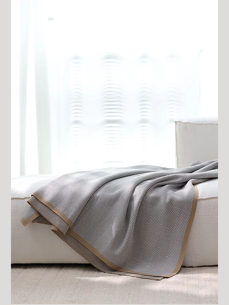 Nordic InS-style knitted blankets, casual sofa covers, blankets, air conditioning blankets, new factory stock, one-piece consignment pic 32