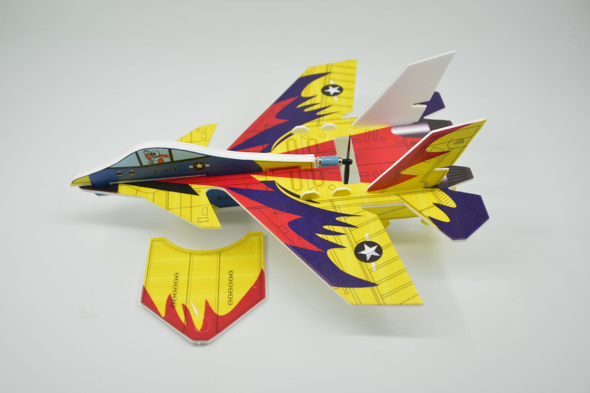 J - 15 свободно летающий электромобиль с зарядной лентой USB pic 6