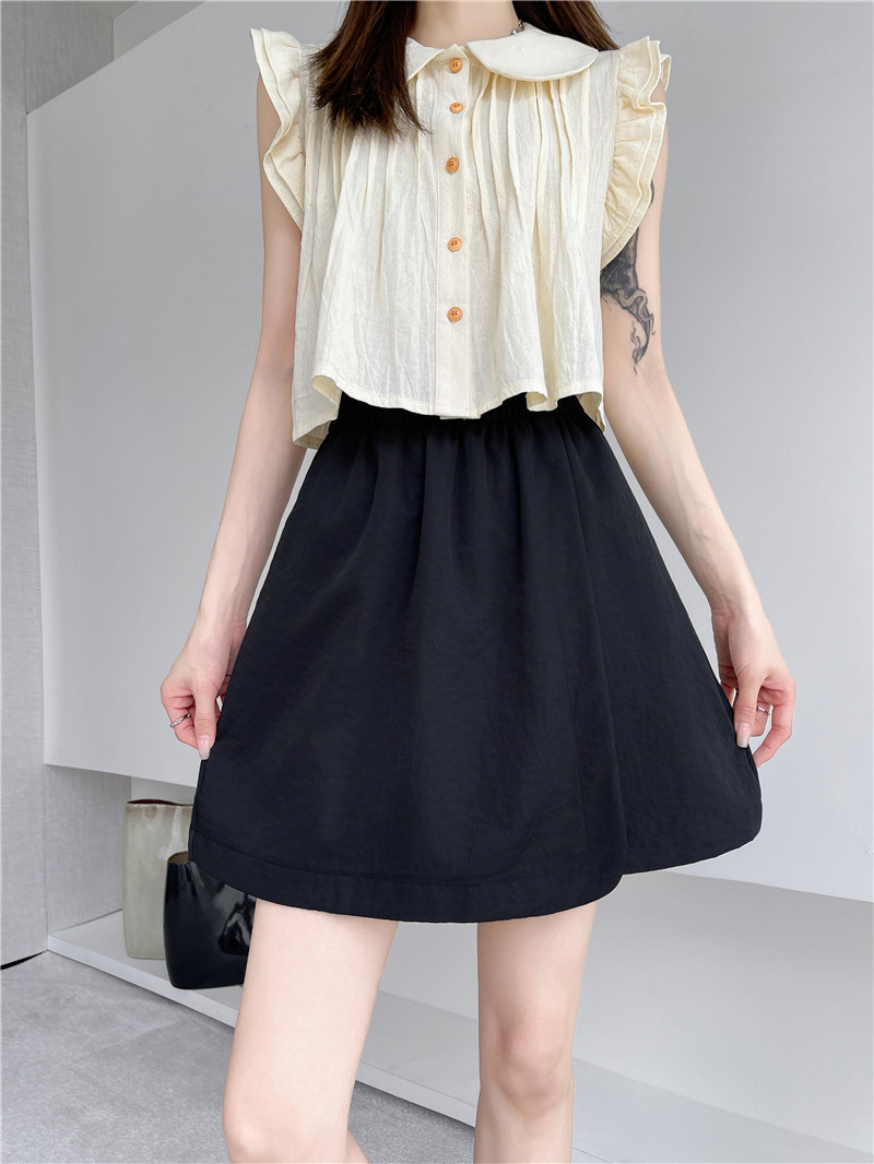 Two homemade, casual, versatile, solid color, irregular, unique, individual, fashionable and design-savvy skirts, pants and shorts pic 5