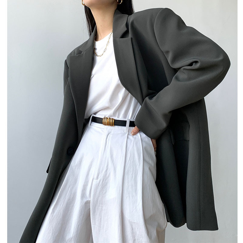 The 2022 Spring and Autumn new G-class design sense black casual blazer for women is versatile for commuting pic 4