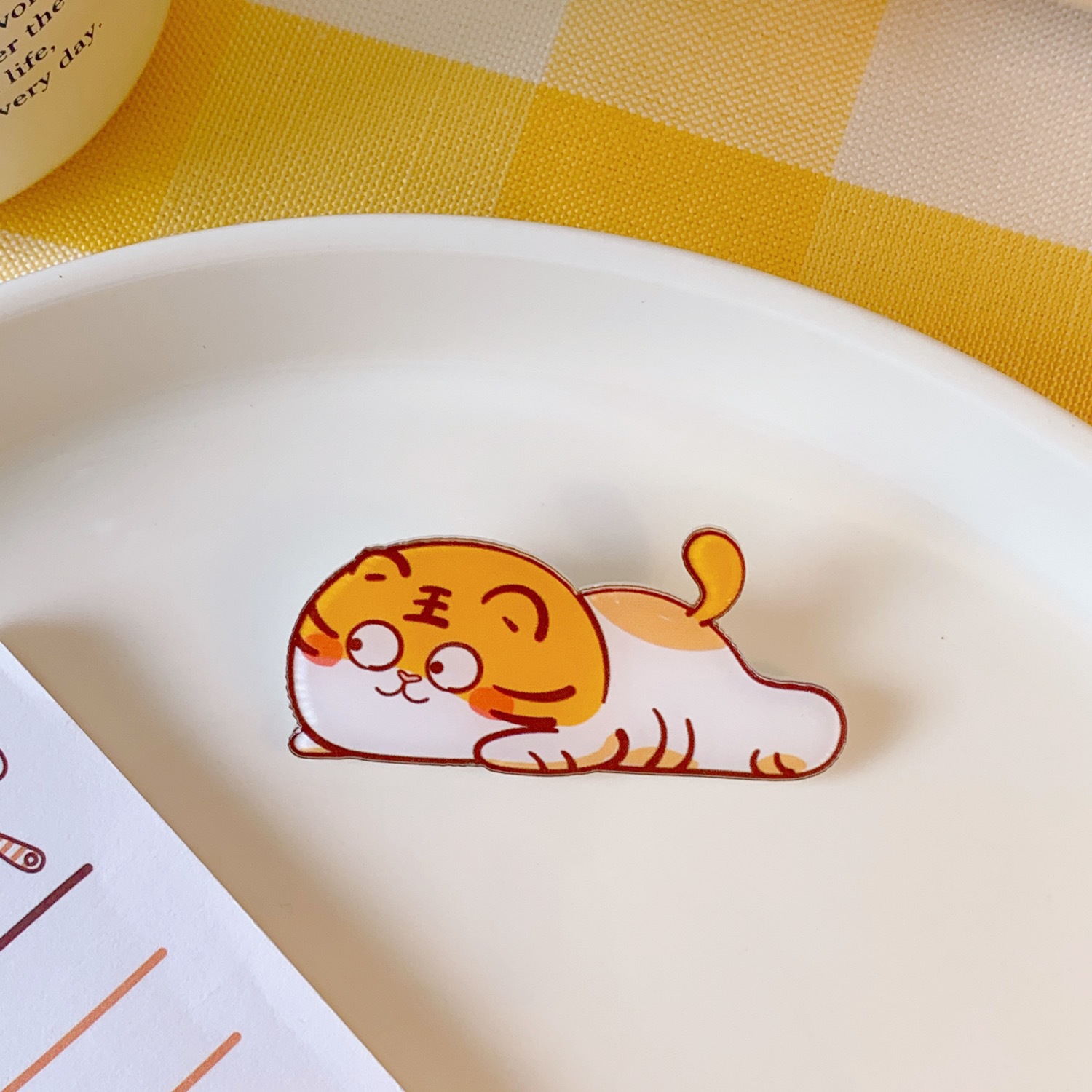 ins风潮可爱甜美小老虎亚克力胸针包包服装装饰配饰卡通创意徽章详情28