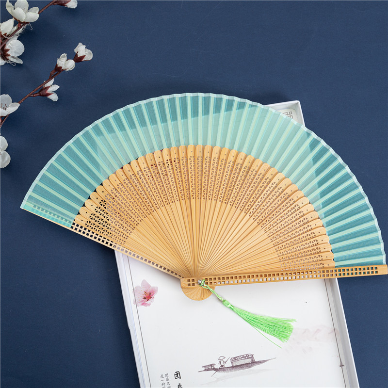手绘牡丹雪纺扇子折扇中国风方块镂空边竹扇和风夏季日用折叠扇子详情18