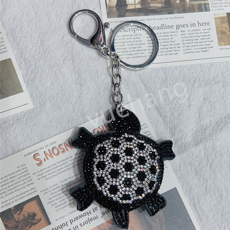 跨境乌龟皮革烫钻钥匙扣挂件潮流可爱拼色水钻包包挂饰详情16