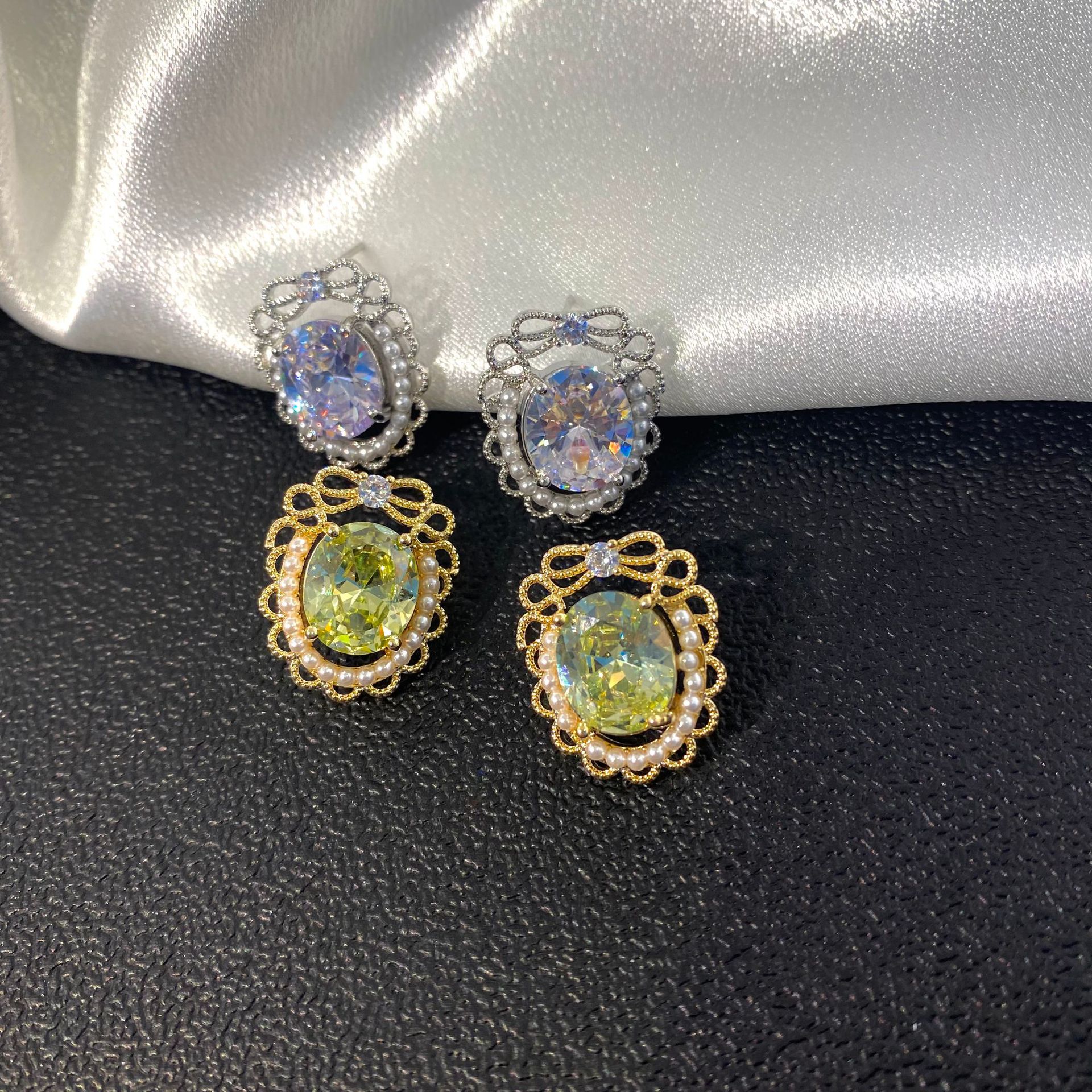 倪妮杨幂明星同款高级感无耳洞螺旋耳夹新娘轻奢耳环法式水滴耳饰详情16