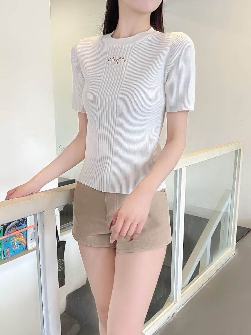 高定小香风双C镂空针织衫短袖25年早春新款修身显瘦百搭短款T恤女详情4