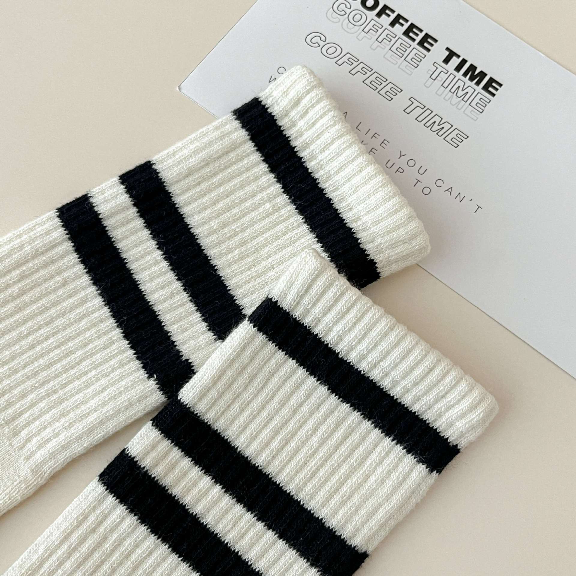 New autumn and winter collection: Thickened loop mid-calf socks for women, Korean-style sports, versatile striped socks, double-needle ins trendy pile socks pic 10