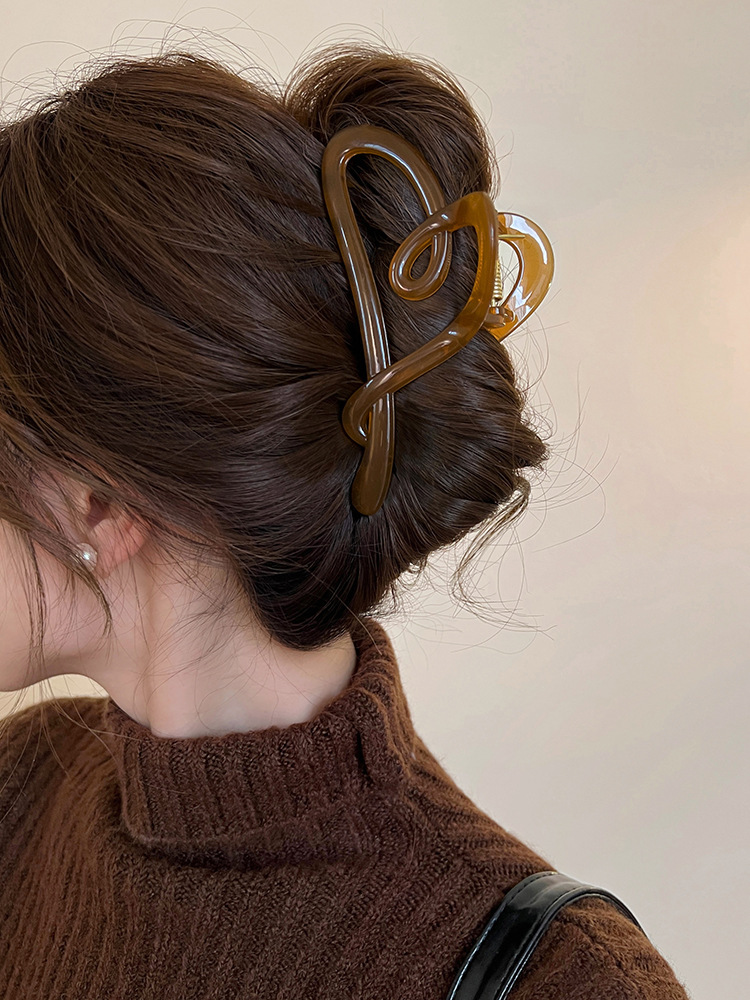 亚克力爱心抓夹女高级感气质鲨鱼夹发夹后脑勺夹子头饰简约发卡春详情6