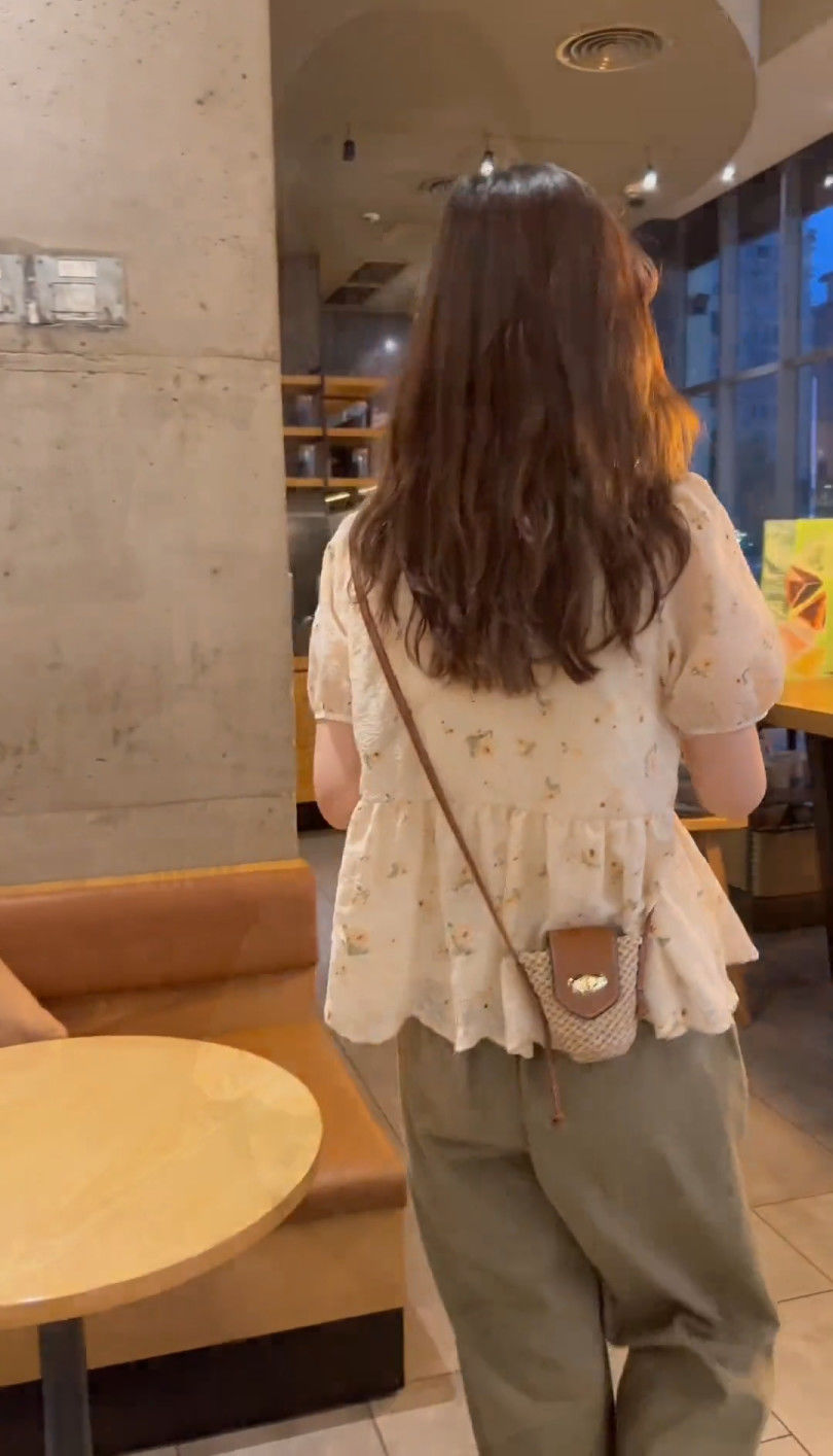 夏季新款方领碎花短袖衬衫女设计感小众洋气百搭泡泡袖别致上衣详情8