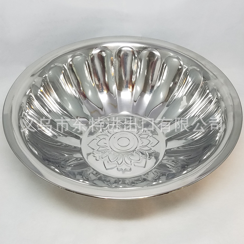 Factory direct sales of stainless steel elegant flower plates, bronze pressed flower plates, household fruit and snack flower plates pic 7