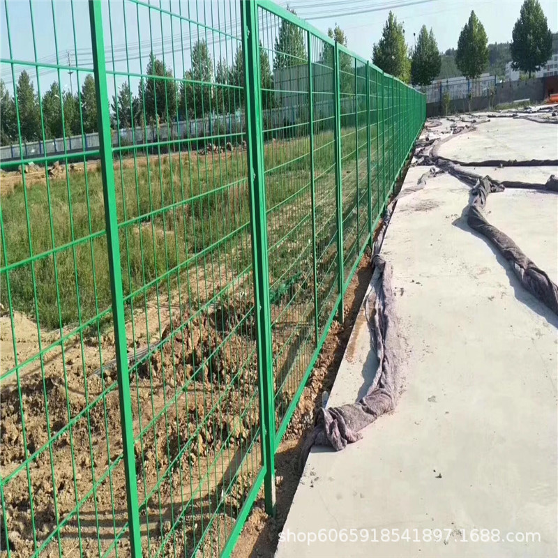 Chengdu expressway frame guardrail net manufacturer, Chengdu fence net manufacturer, dipped plastic isolation net protective net manufacturer pic 16
