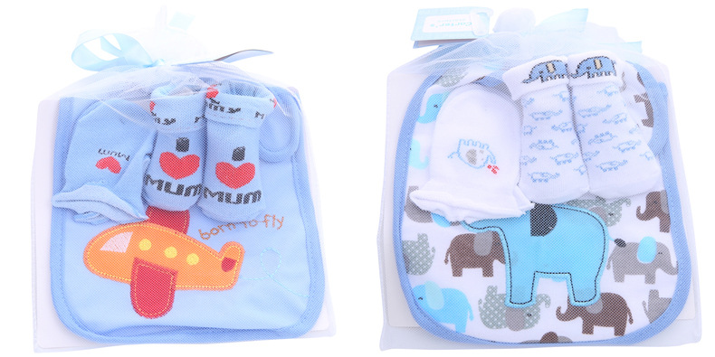 外贸货源纯棉条纹婴儿袜子 字母卡通可爱宝宝袜子手套口水巾套装详情1